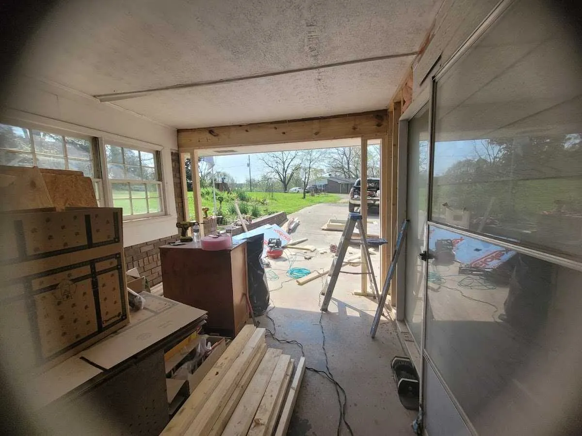 Air movers and dehumidifier for Water Mitigation Services in Perris